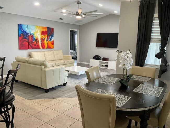 Building Photo - 532 Dolcetto Dr