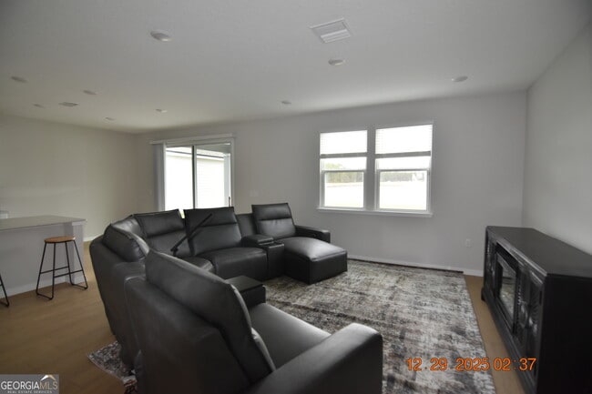 Building Photo - 213 Collin Nicholas Dr