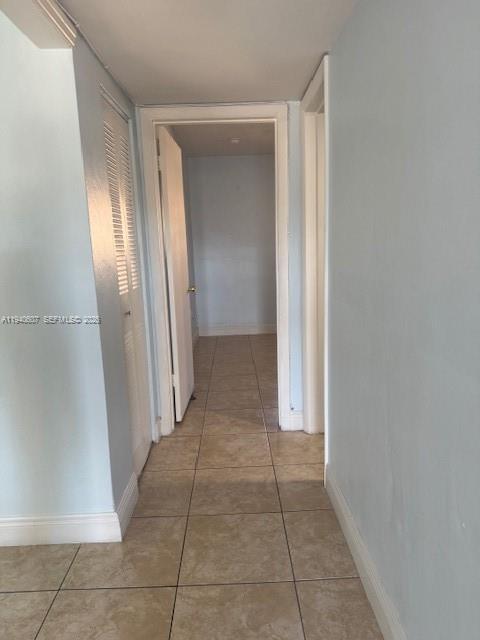 Building Photo - 1810 W 56th St