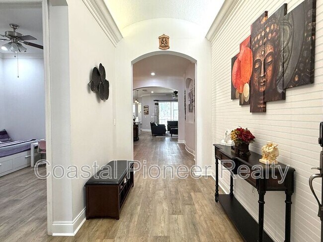Building Photo - 14620 Chatsworth Manor Cir