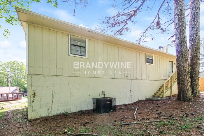 Building Photo - 2037 Mallard Way