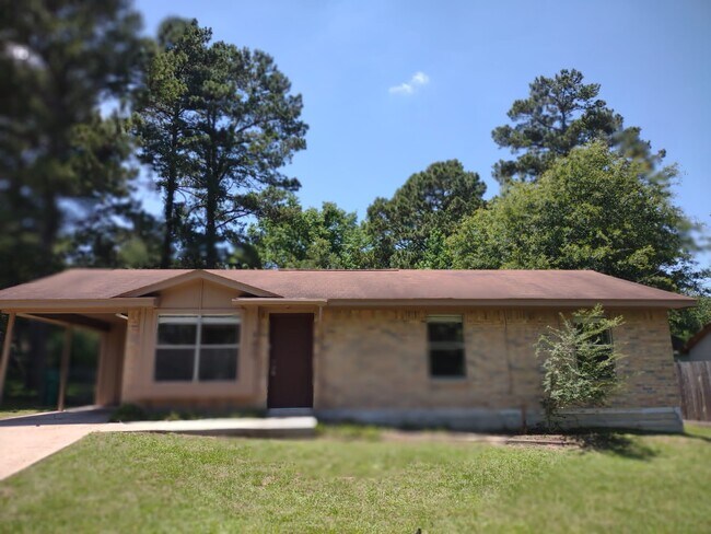 Building Photo - 102 Libby Cir