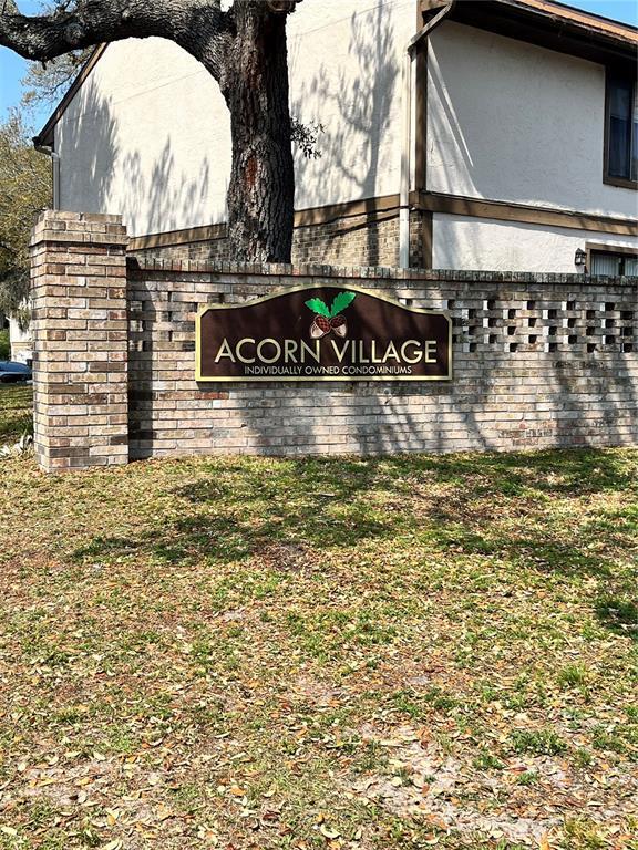 Building Photo - 4918 Silver Oaks Village