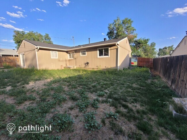 Building Photo - 524 Cottonwood Dr
