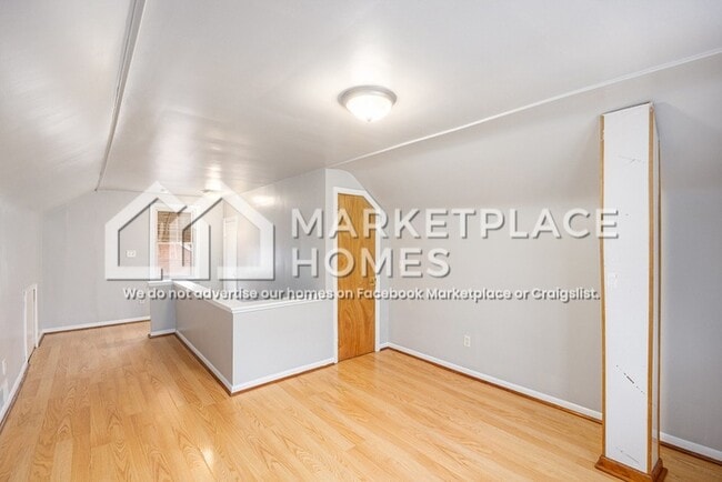 Building Photo - 16242 Carlisle St