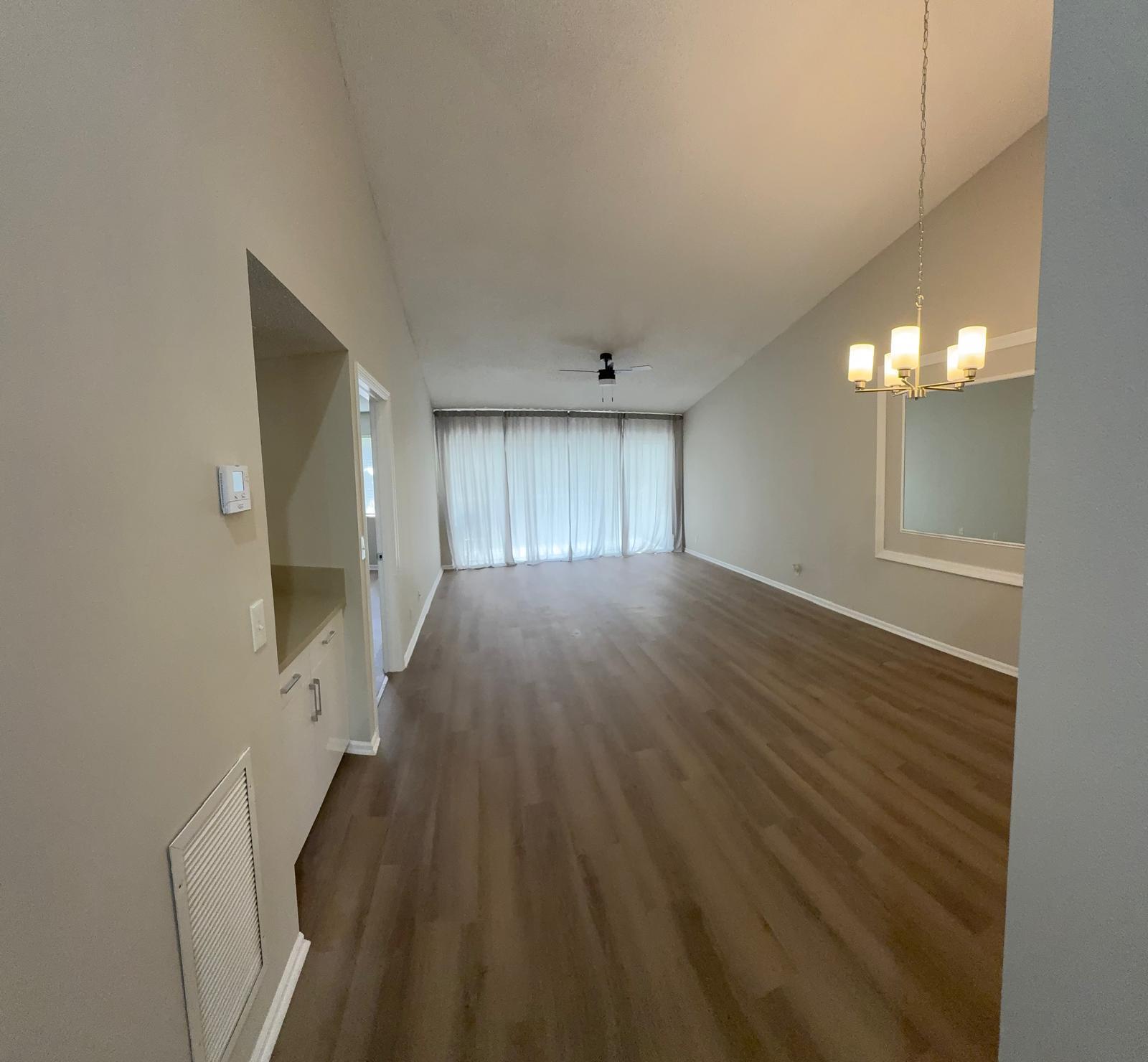 Living/Dining Room - 330 NW 67th St