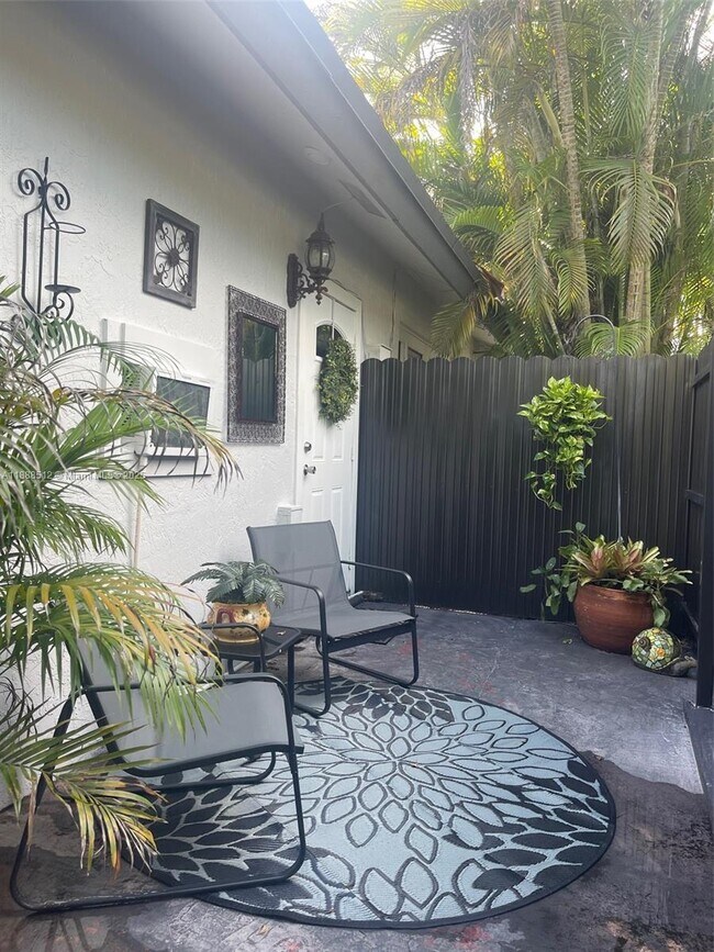Building Photo - 10742 SW 138th Pl