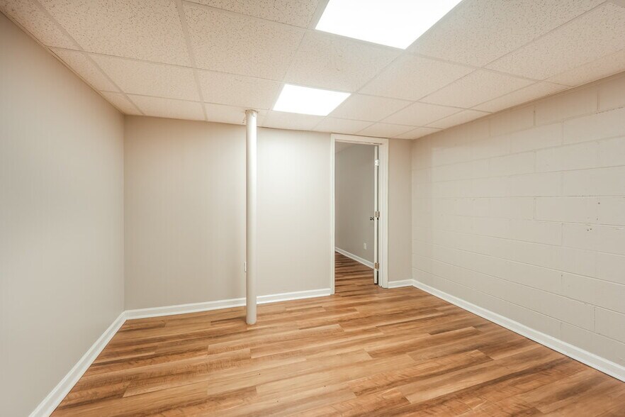 Building Photo - 6554 Telia Dr