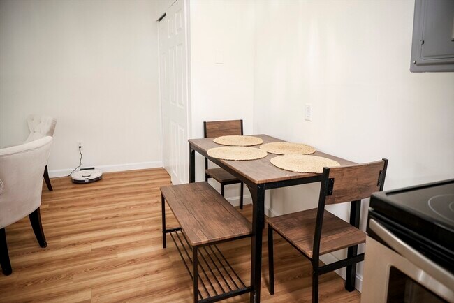 Building Photo - 7 Arizona Terrace