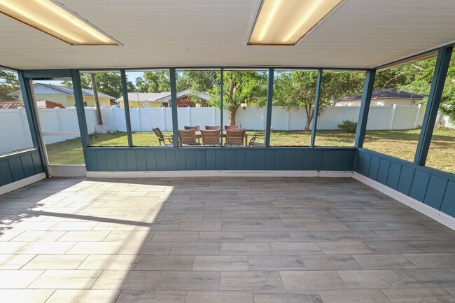 Building Photo - 3 Bed 2 Bath South Lakeland Home for Rent