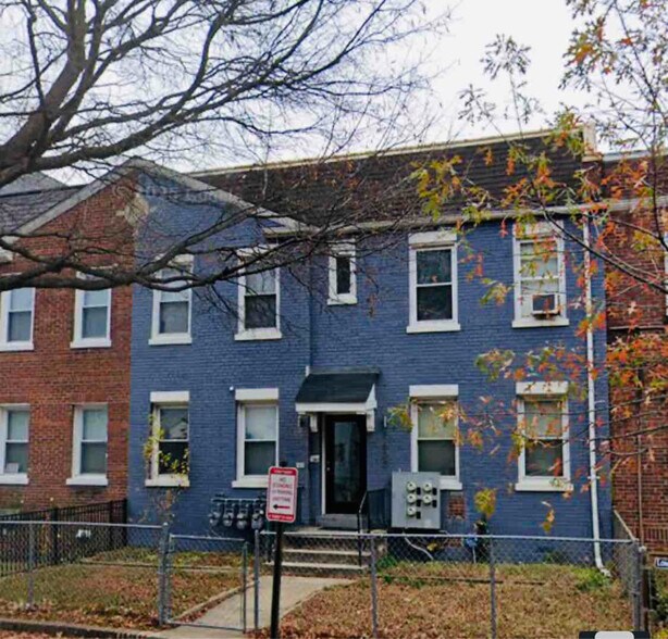 Primary Photo - 1635 West Virginia Ave NE