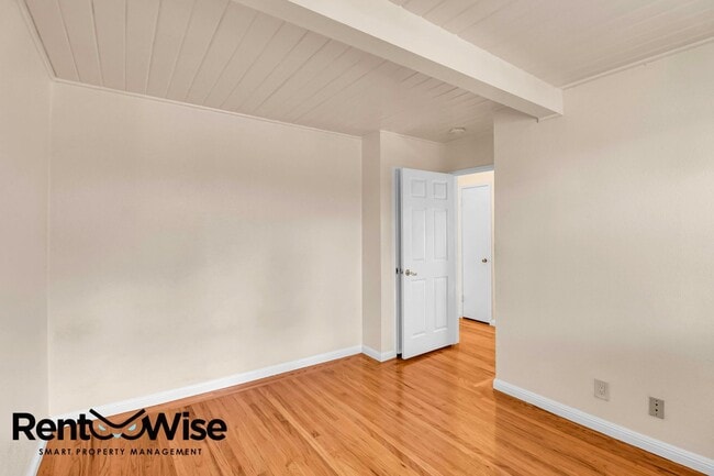 Building Photo - 4260 Ruthelma Ave