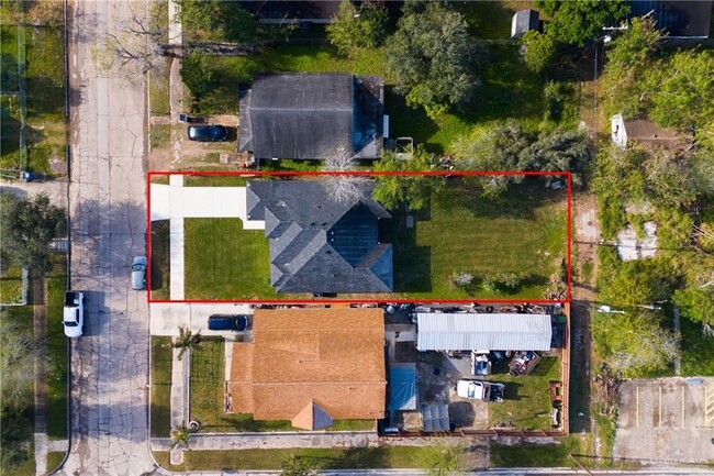 Building Photo - 522 S Reagan St