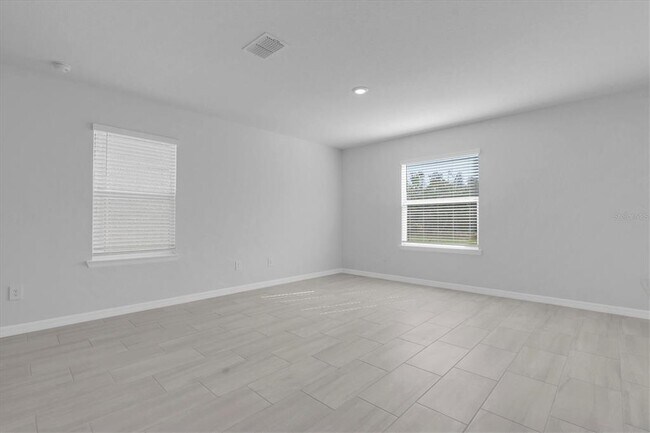 Building Photo - 17594 Pleasantview Blvd