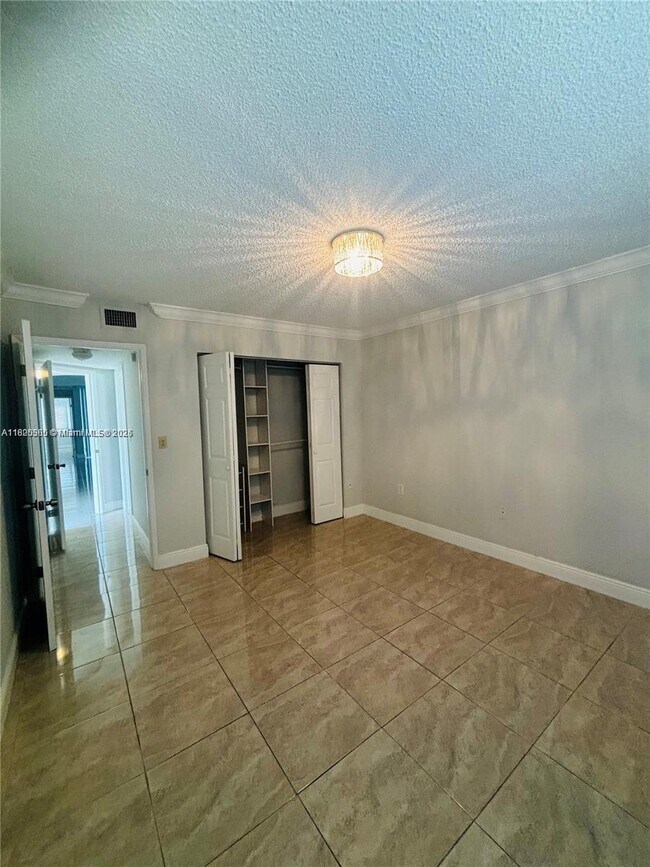 Building Photo - 4720 NW 97th Ct