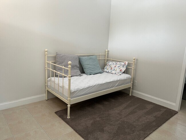 Building Photo - 4834 Bethel Creek Dr