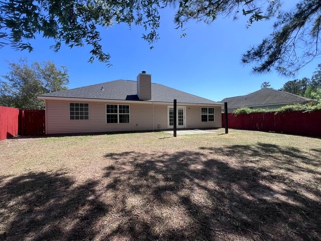 Building Photo - 3 bedroom 2 bath house in Berwick