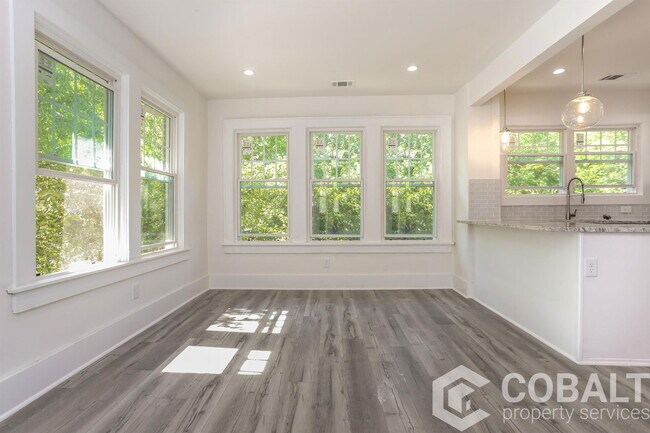 Building Photo - 678 Moreland Ave NE