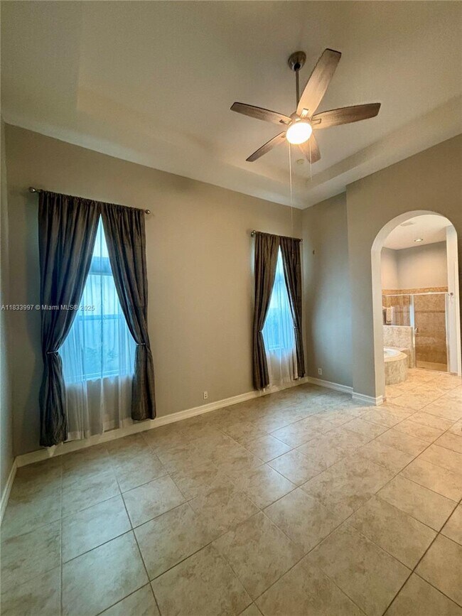 Building Photo - 8080 NW 126th Terrace