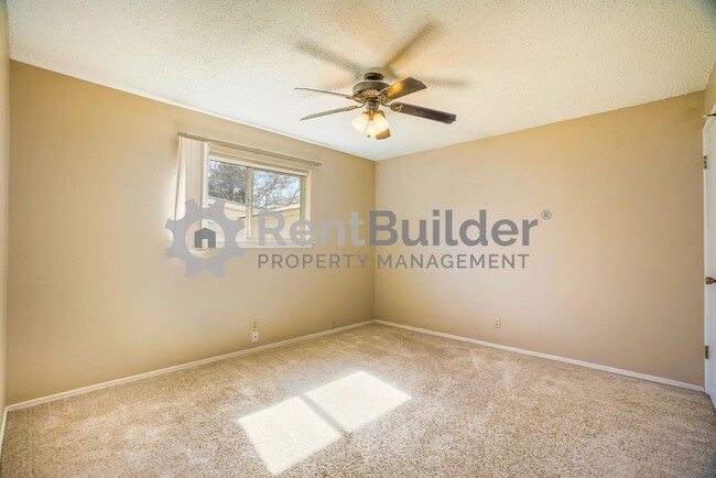 Building Photo - CALL US TODAY AT (505) 808-6467 TO SCHEDUL...