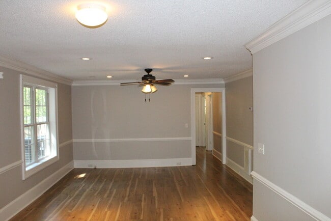 Building Photo - Northeast Columbia Spring Valley Rental