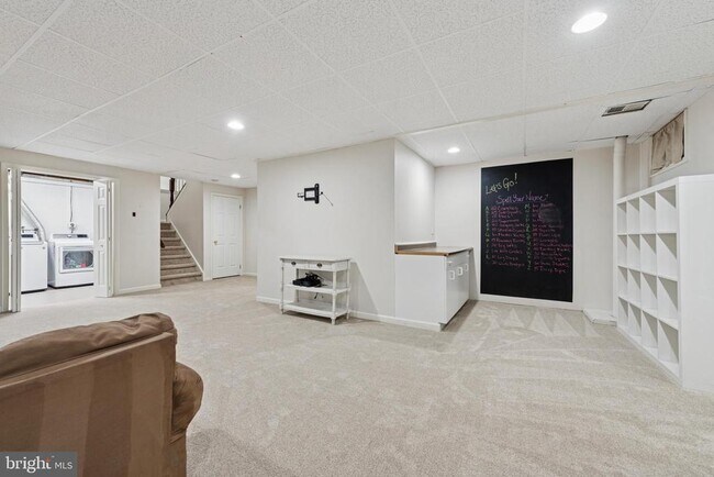 Building Photo - 1415 Aspen Ct