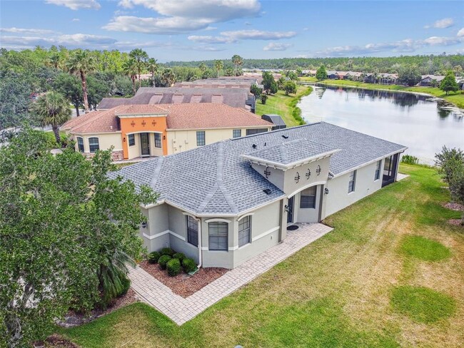 Building Photo - 829 Grand Canal Dr