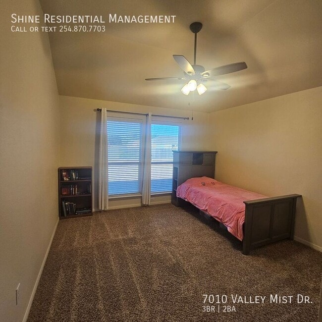 Building Photo - 7010 Valley Mist Dr