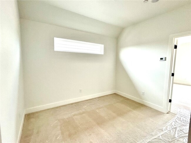 Building Photo - 2316 S 31st Pl