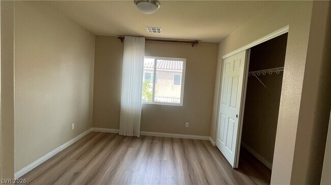 Building Photo - 6384 Stag Hollow Ct