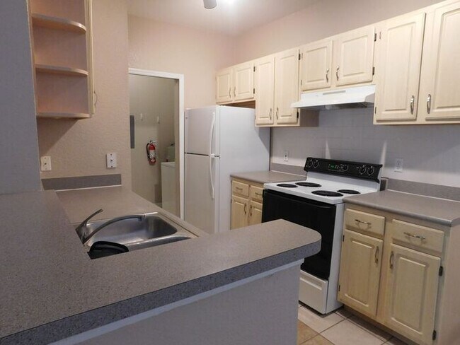 Building Photo - Condo in Legacy Dunes, Kissimmee