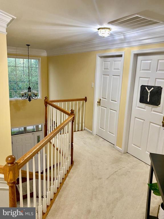 Building Photo - 311 Quail Dr N