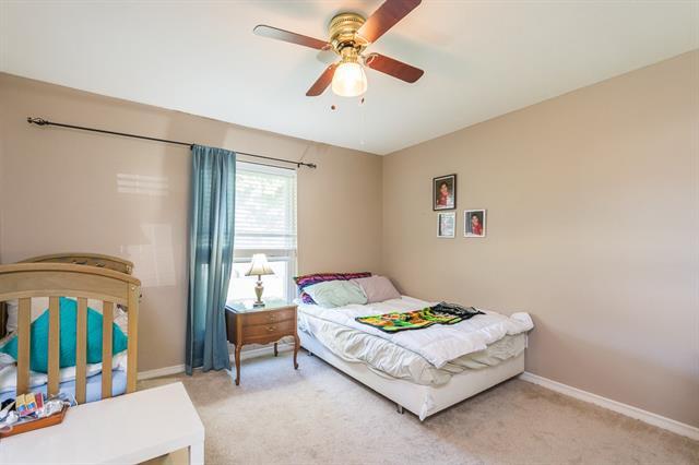 Building Photo - 1001 Valley Creek Dr