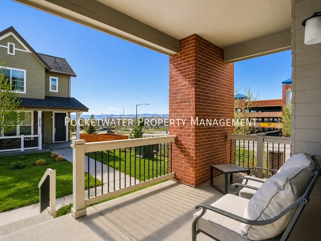 Building Photo - 8875 Yates Dr