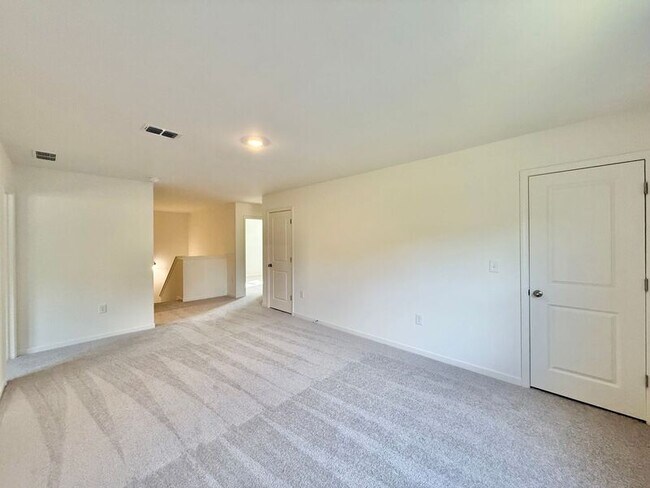 Building Photo - 199 Bedstone Wy