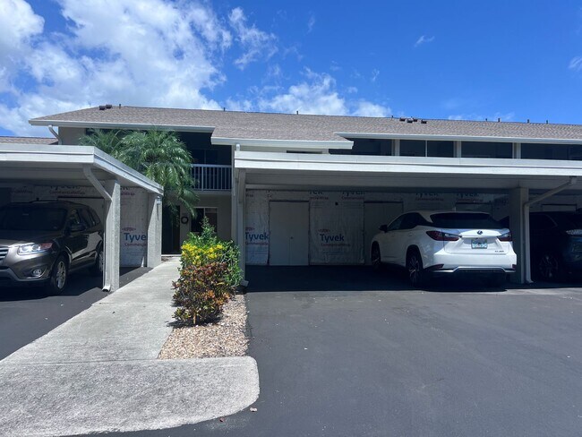 Building Photo - New Listing!