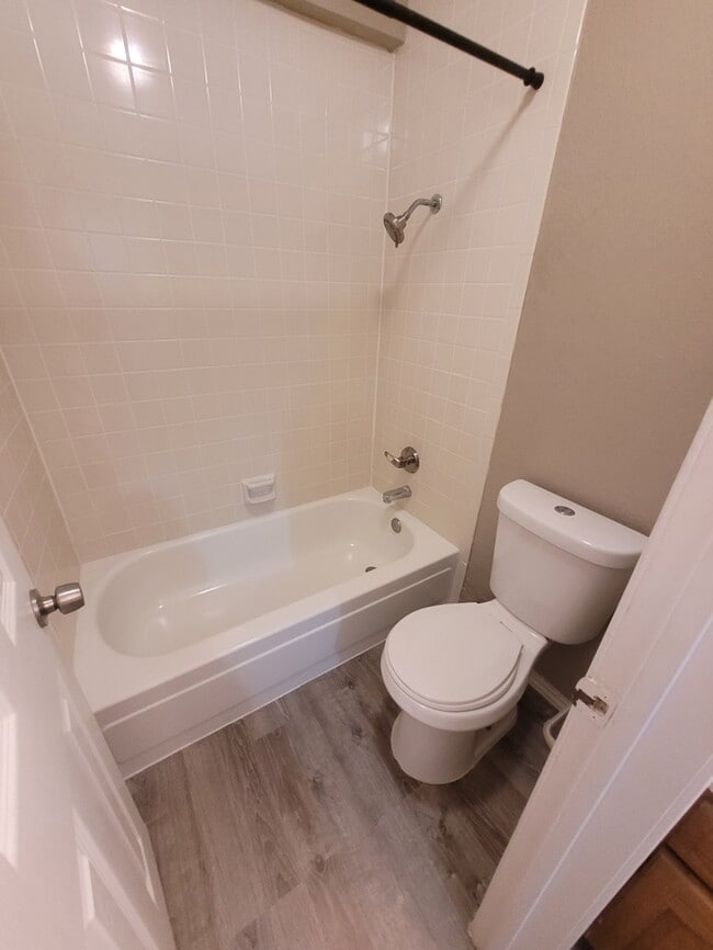 Building Photo - 2 story, 2 bed 2.5 bath townhome at Sagewo...