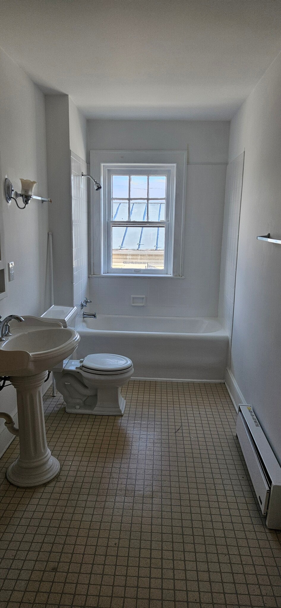 Building Photo - 506 E Liberty St