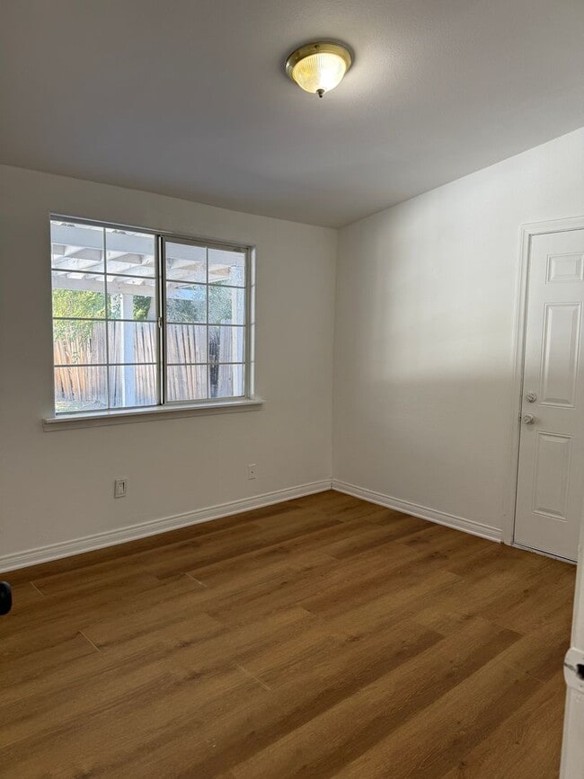 Building Photo - Charming 4-Bedroom Home for Rent in San Be...