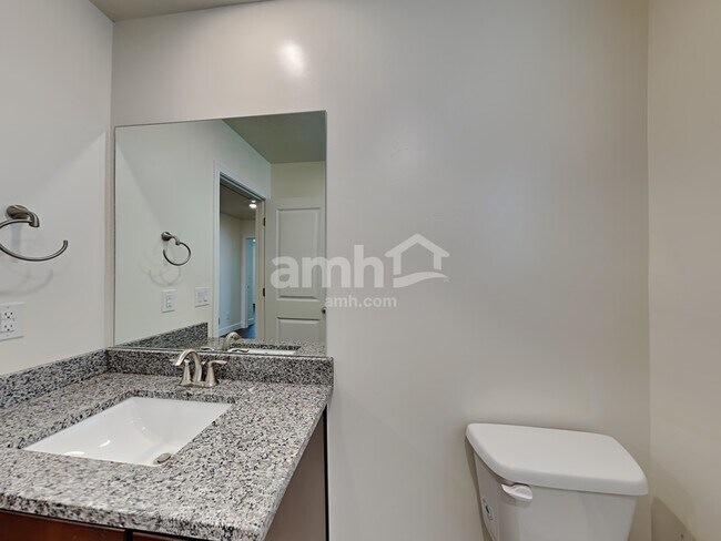 Building Photo - 1205 Wagon Way