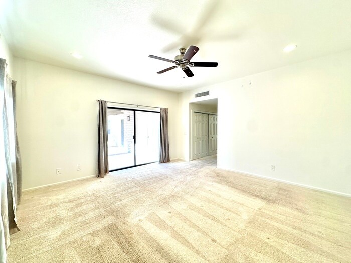 Building Photo - 4100 E Pontatoc Canyon Dr