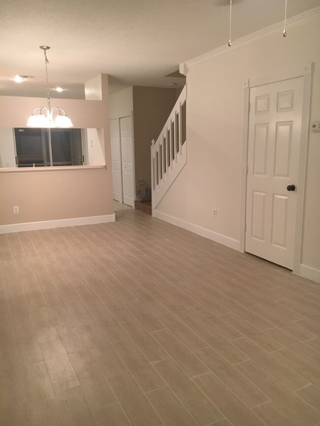 Building Photo - 8652 Hunters Key Cir