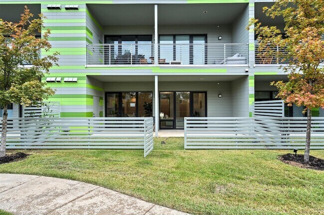 Building Photo - 4004 Banister Ln