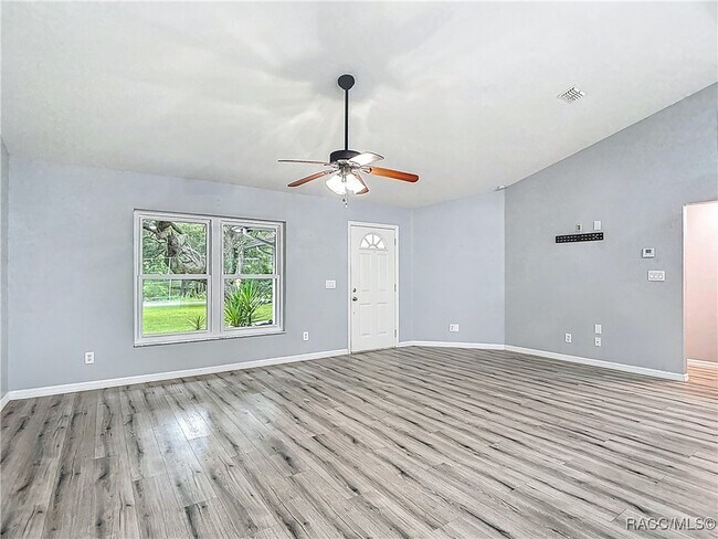 Building Photo - 884 W Massachusetts St