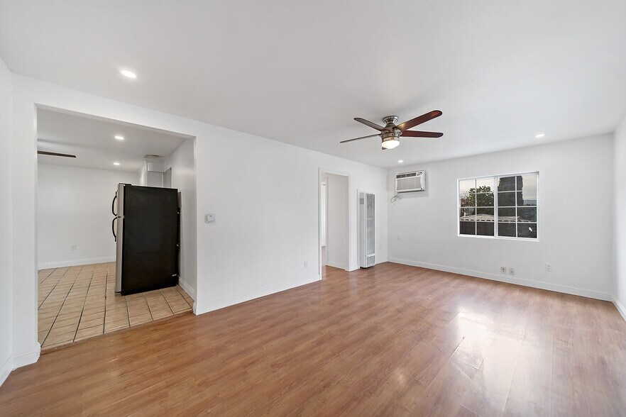 Building Photo - 1818 Wollam St