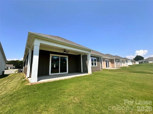 Building Photo - 4622 Kobus Ct.