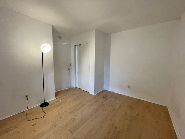 Building Photo - Three Bedroom Home in Portage