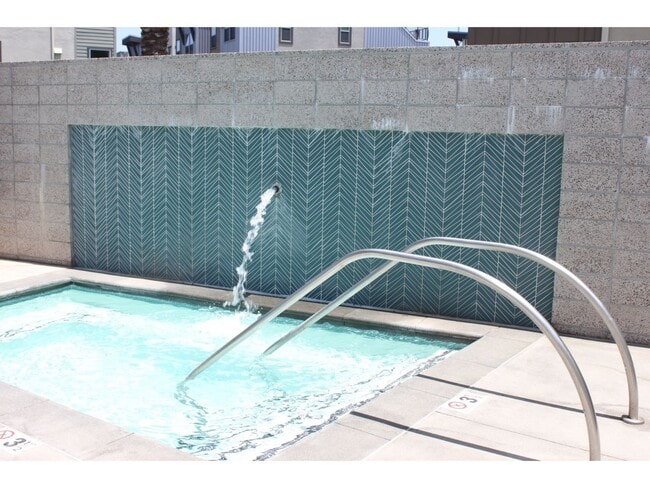 Building Photo - Highly Desired 4 Bedroom Floor Plan in Lig...