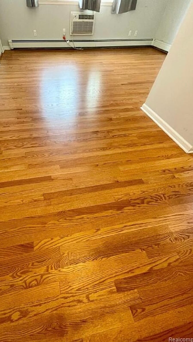 Building Photo - 525 Fairbrook St