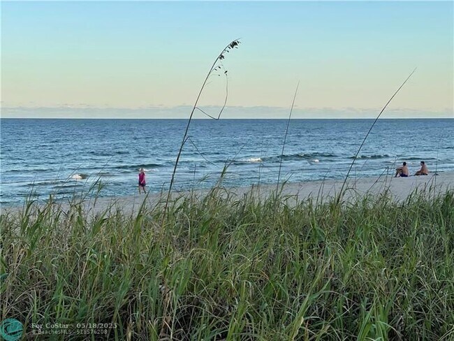 Primary Photo - 4564 El Mar Dr